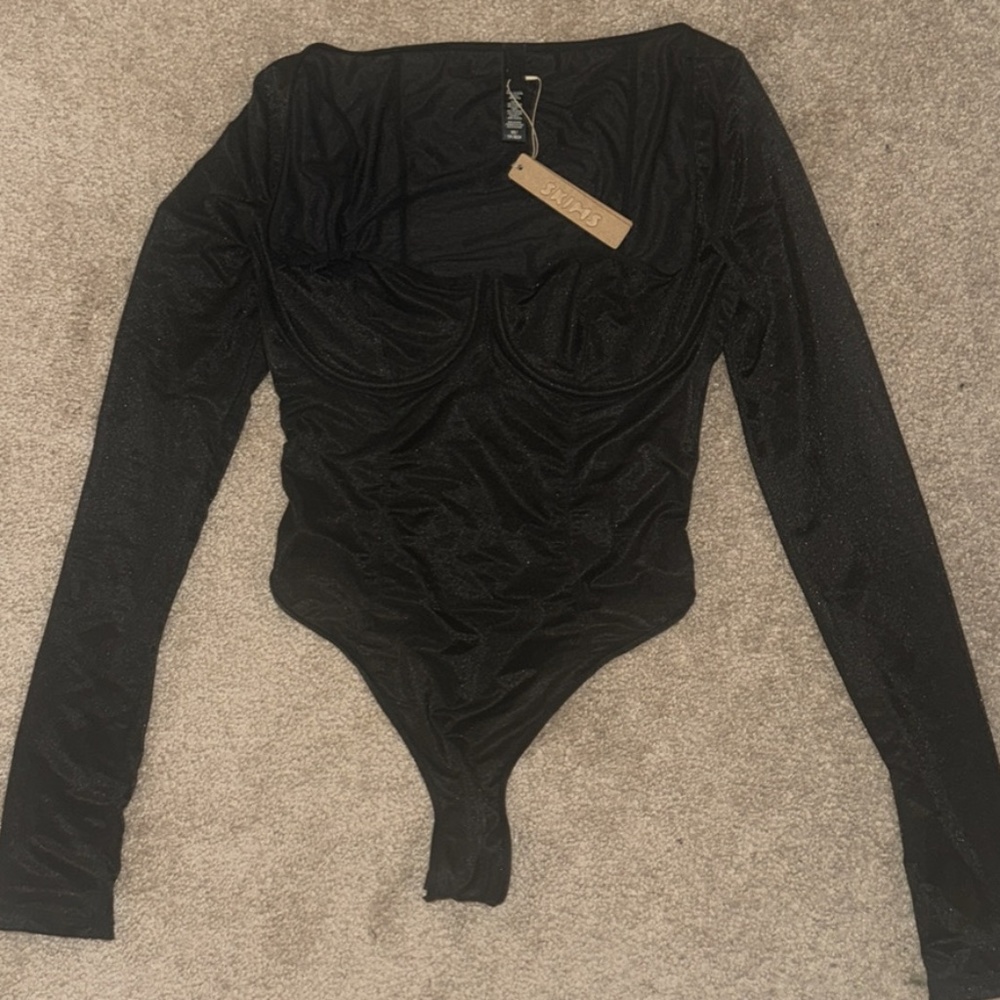 Skims long sleeve Bodysuit